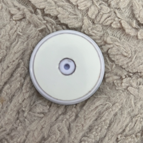 Dunkin Donuts BYND DNKN reusable tote bag and pop socket bundle New - Picture 4 of 16